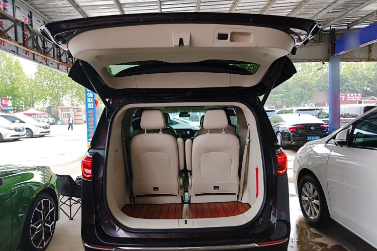 Used Buick GL8 2020 Avenir Avia Six-Seat Deluxe Edition Trunk
