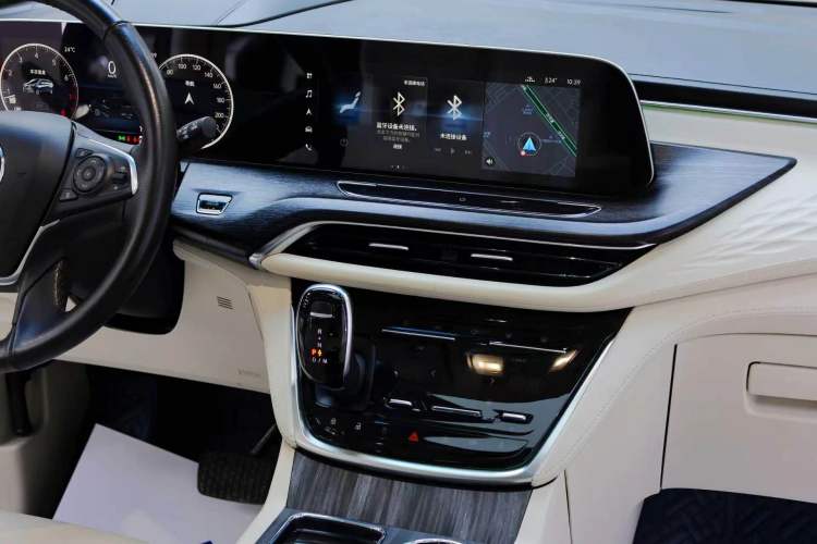 Used Buick GL8 2020 Avenir Avia Six-Seat Deluxe Edition Audio And AC Panel