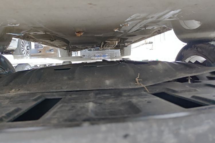 Used Buick GL8 2020 Avenir Avia Six-Seat Deluxe Edition Chassis Front
