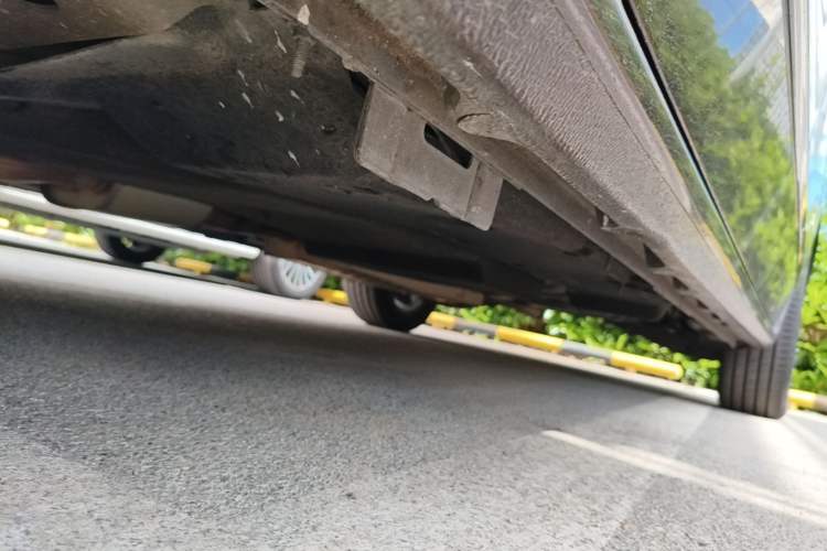 Used Buick GL8 2020 Avenir Avia 7-Seater Deluxe Edition Chassis Front Left