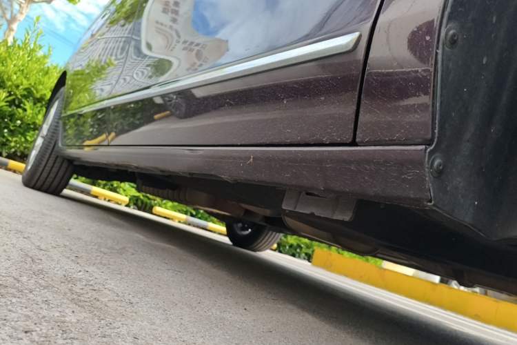 Used Buick GL8 2020 Avenir Avia 7-Seater Deluxe Edition Chassis Front Right