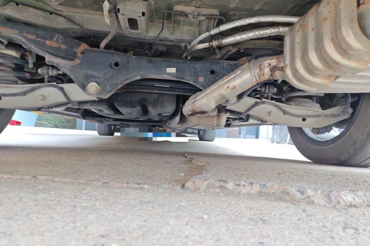 Used Buick GL8 2020 Avenir Avia Six-Seat Deluxe Edition Chassis Rear