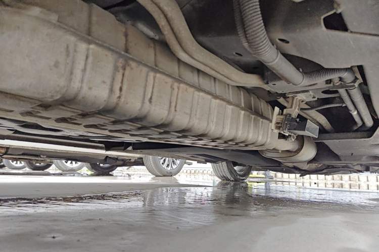 Used Buick GL8 2020 Avenir Avia Six-Seat Deluxe Edition Chassis Rear Right