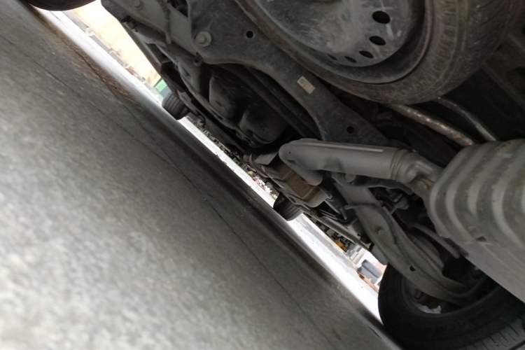 Used Buick GL8 2020 ES Land Cruiser 653T Comfort Edition Chassis Rear