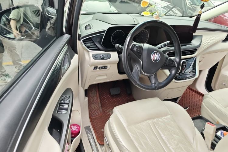 Used Buick GL8 2020 Avenir Avia Six-Seat Deluxe Edition Driver Seat