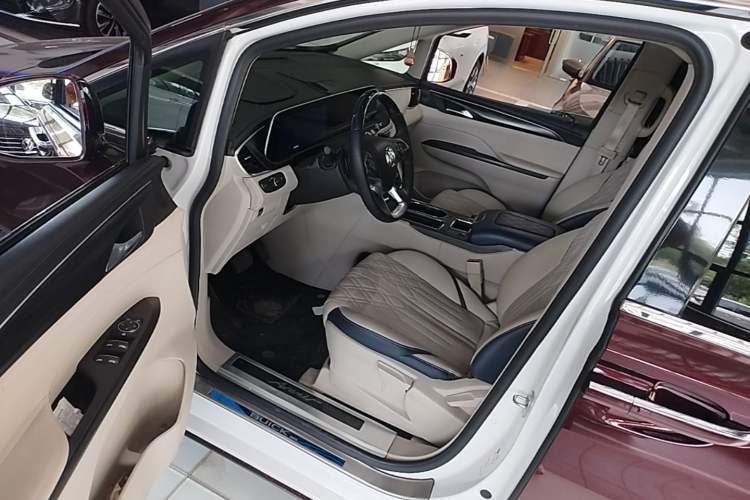 Used Buick GL8 2020 ES Land Cruiser 653T Comfort Edition Driver Seat