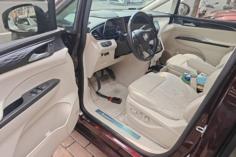 Used Buick GL8 2020 Avenir Avia Six-Seat Deluxe Edition Driver Seat