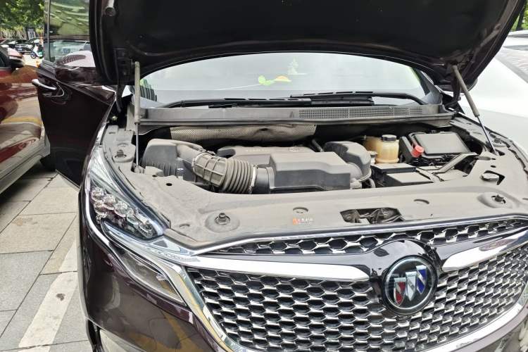 Used Buick GL8 2020 Avenir Avia Six-Seat Deluxe Edition Engine Bay Right