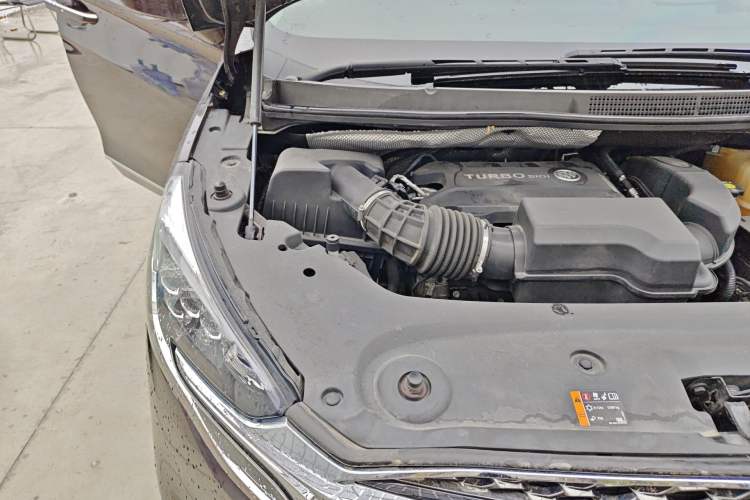 Used Buick GL8 2020 Avenir Avia Six-Seat Deluxe Edition Engine Bay Right