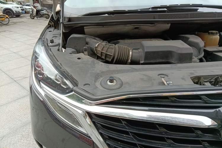 Used Buick GL8 2020 ES Land Cruiser 653T Comfort Edition Engine Bay Right