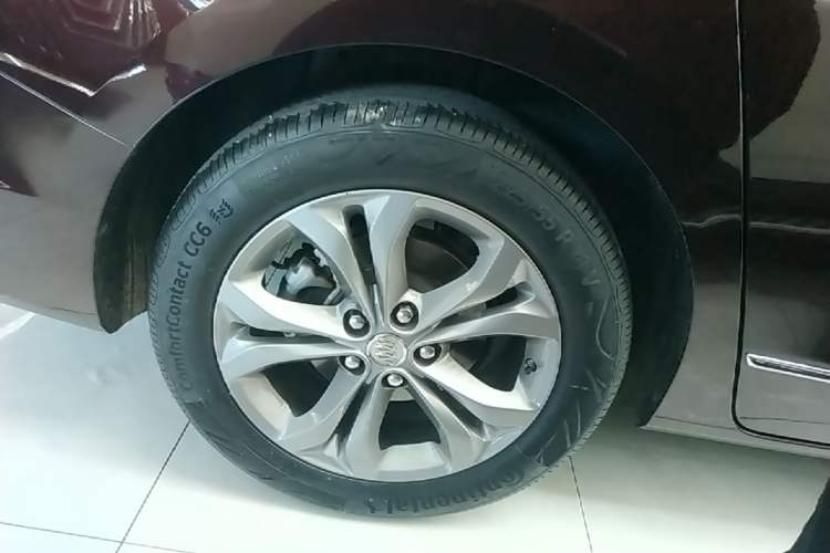 Used Buick GL8 2020 Avenir Avia Six-Seat Deluxe Edition Exterior 5