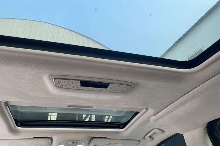 Used Buick GL8 2020 Avenir Avia Six-Seat Deluxe Edition Headliner