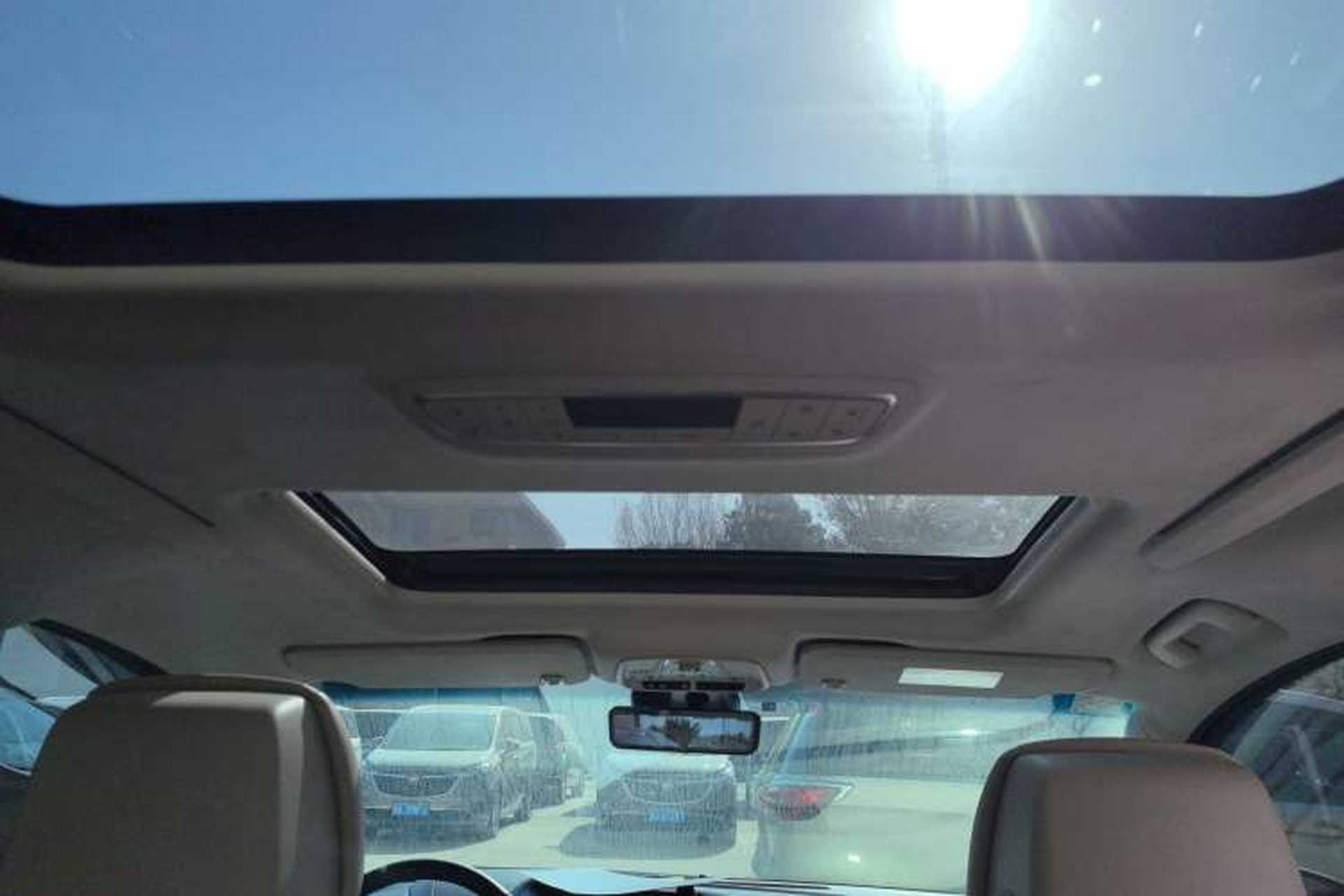 Used Buick GL8 2020 Avenir Avia Six-Seat Deluxe Edition Headliner