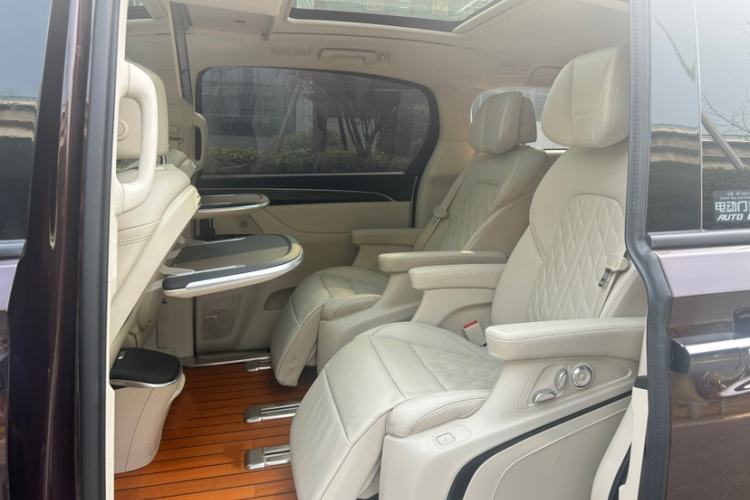 Used Buick GL8 2020 Avenir Avia 7-Seater Deluxe Edition Interior 2