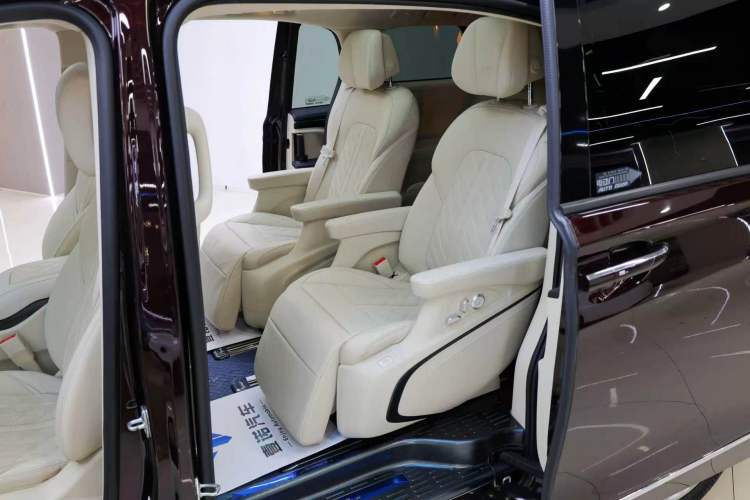 Used Buick GL8 2020 Avenir Avia Six-Seat Deluxe Edition Interior 9