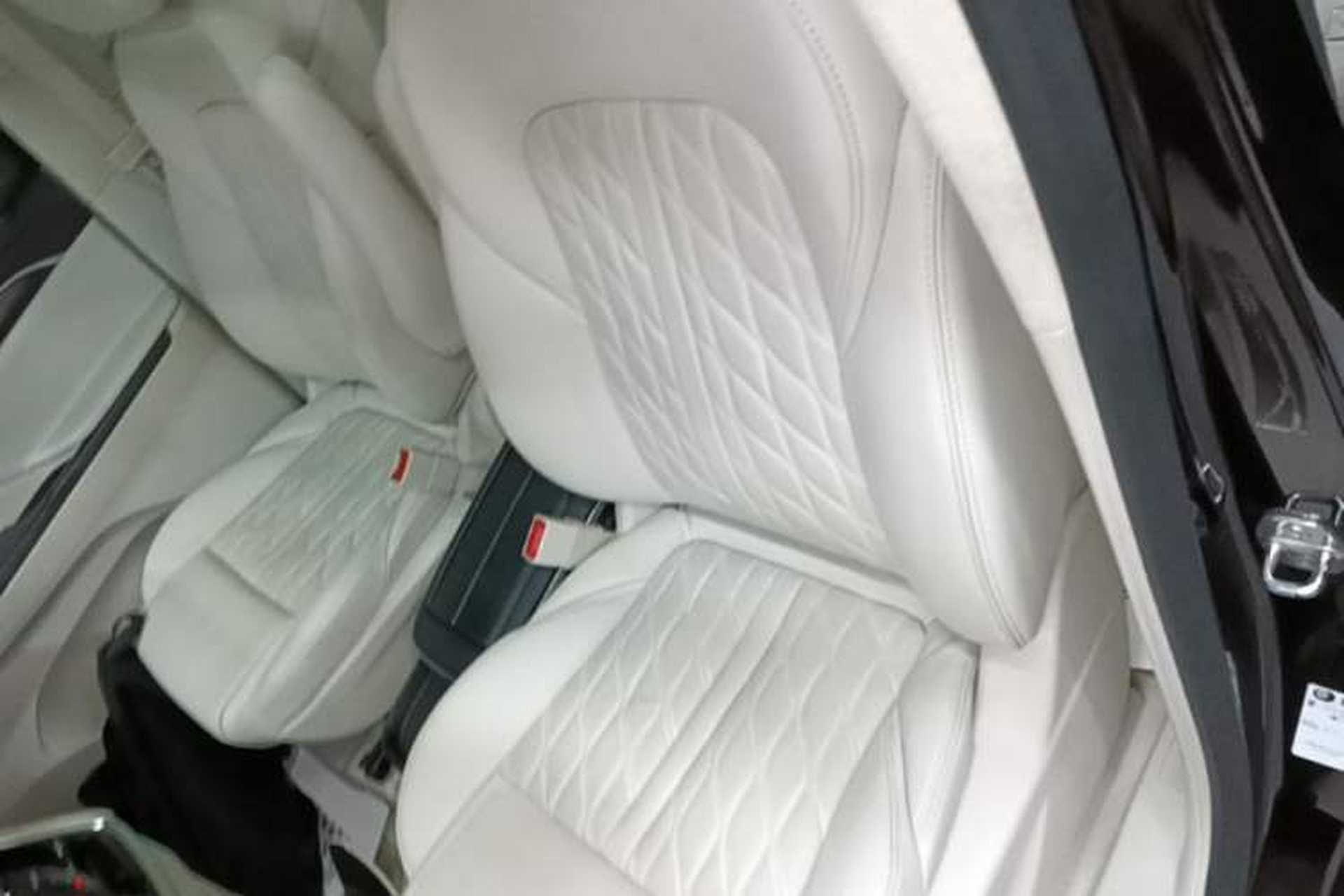 Used Buick GL8 2020 Avenir Avia Six-Seat Deluxe Edition Left Front Seat