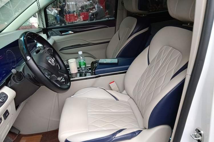 Used Buick GL8 2020 ES Land Cruiser 653T Comfort Edition Left Front Seat