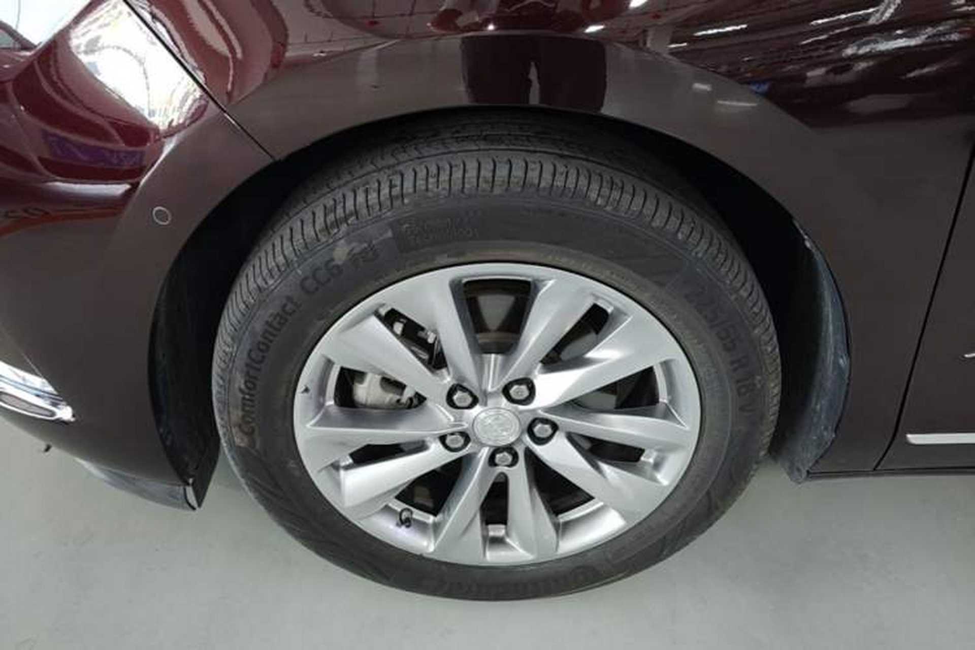 Used Buick GL8 2020 Avenir Avia Six-Seat Deluxe Edition Left Front Wheel Hub