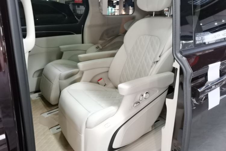 Used Buick GL8 2020 Avenir Avia Six-Seat Deluxe Edition Left Rear Seat