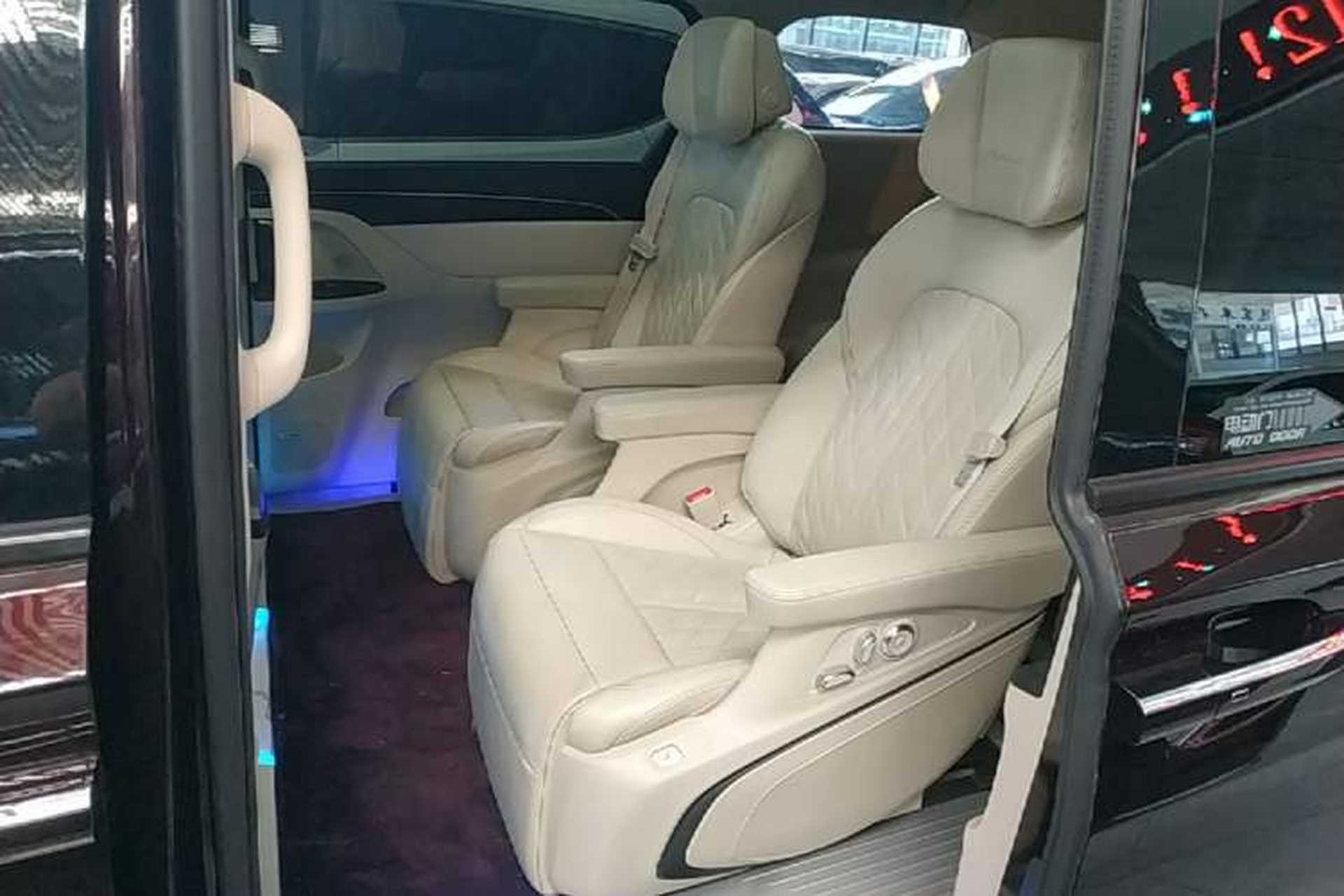 Used Buick GL8 2020 Avenir Avia Six-Seat Deluxe Edition Left Rear Seat