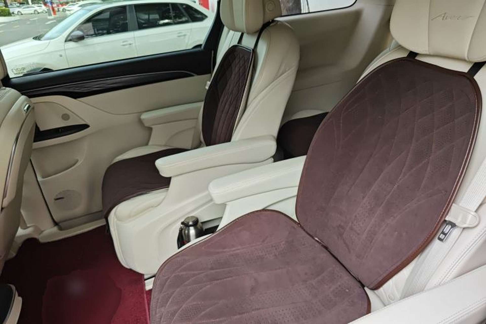 Used Buick GL8 2020 Avenir Avia Six-Seat Deluxe Edition Left Rear Seat