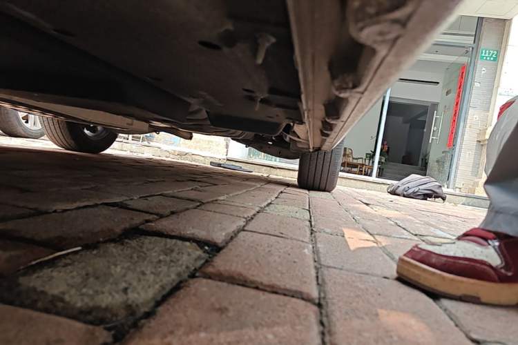 Used Buick GL8 2020 Avenir Avia Six-Seat Deluxe Edition Left Side Sill