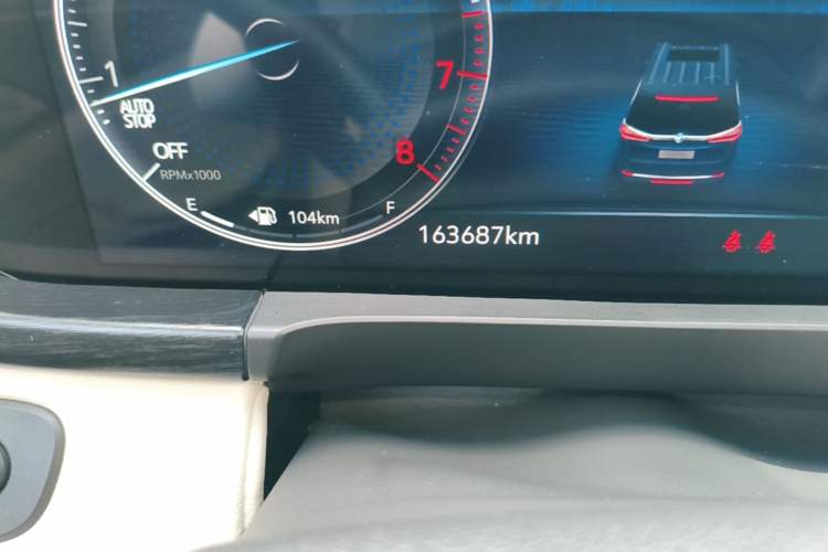 Used Buick GL8 2020 Avenir Avia 7-Seater Deluxe Edition Odometer Close Up
