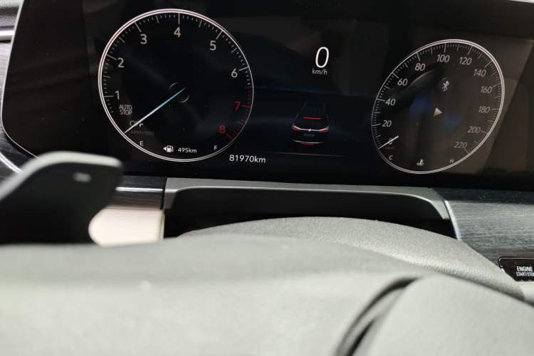 Used Buick GL8 2020 Avenir Avia Six-Seat Deluxe Edition Odometer Close Up