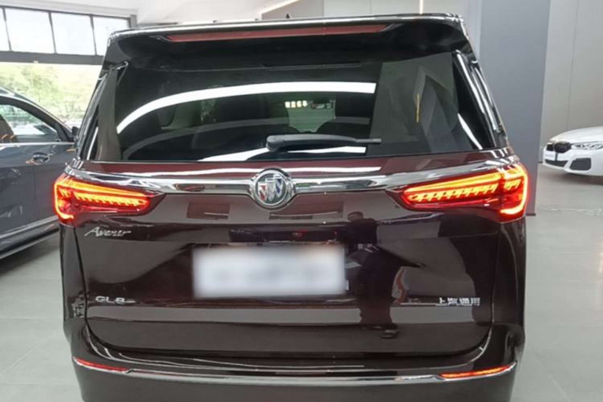 Used Buick GL8 2020 Avenir Avia Six-Seat Deluxe Edition Rear