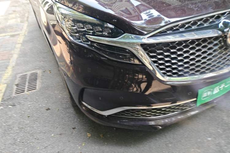 Used Buick GL8 2020 Avenir Avia Six-Seat Deluxe Edition Right Front Headlight