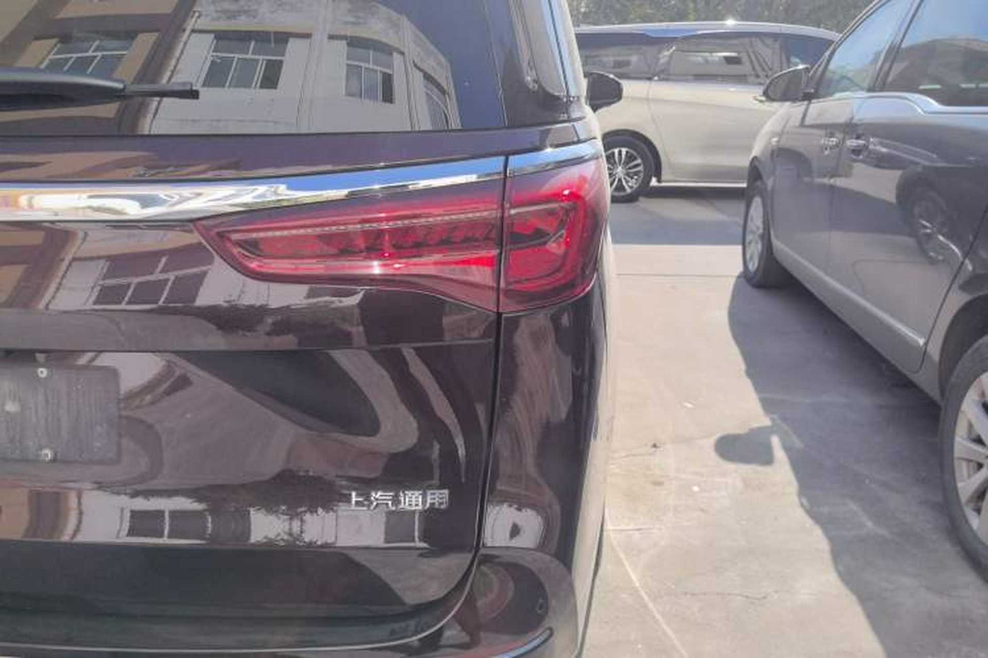 Used Buick GL8 2020 Avenir Avia Six-Seat Deluxe Edition Right Rear Taillight