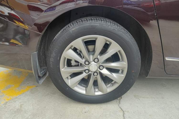 Used Buick GL8 2020 Avenir Avia Six-Seat Deluxe Edition Right Rear Wheel Hub