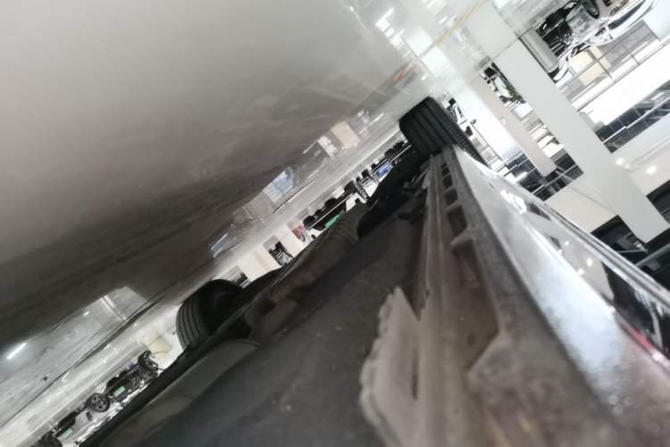 Used Buick GL8 2020 Avenir Avia Six-Seat Deluxe Edition Right Side Sill