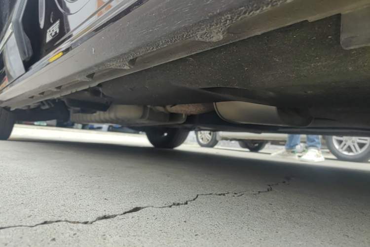 Used Buick GL8 2020 Avenir Avia Six-Seat Deluxe Edition Right Side Sill