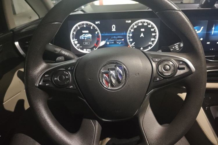 Used Buick GL8 2020 ES Land Cruiser 653T Comfort Edition Steering Wheel