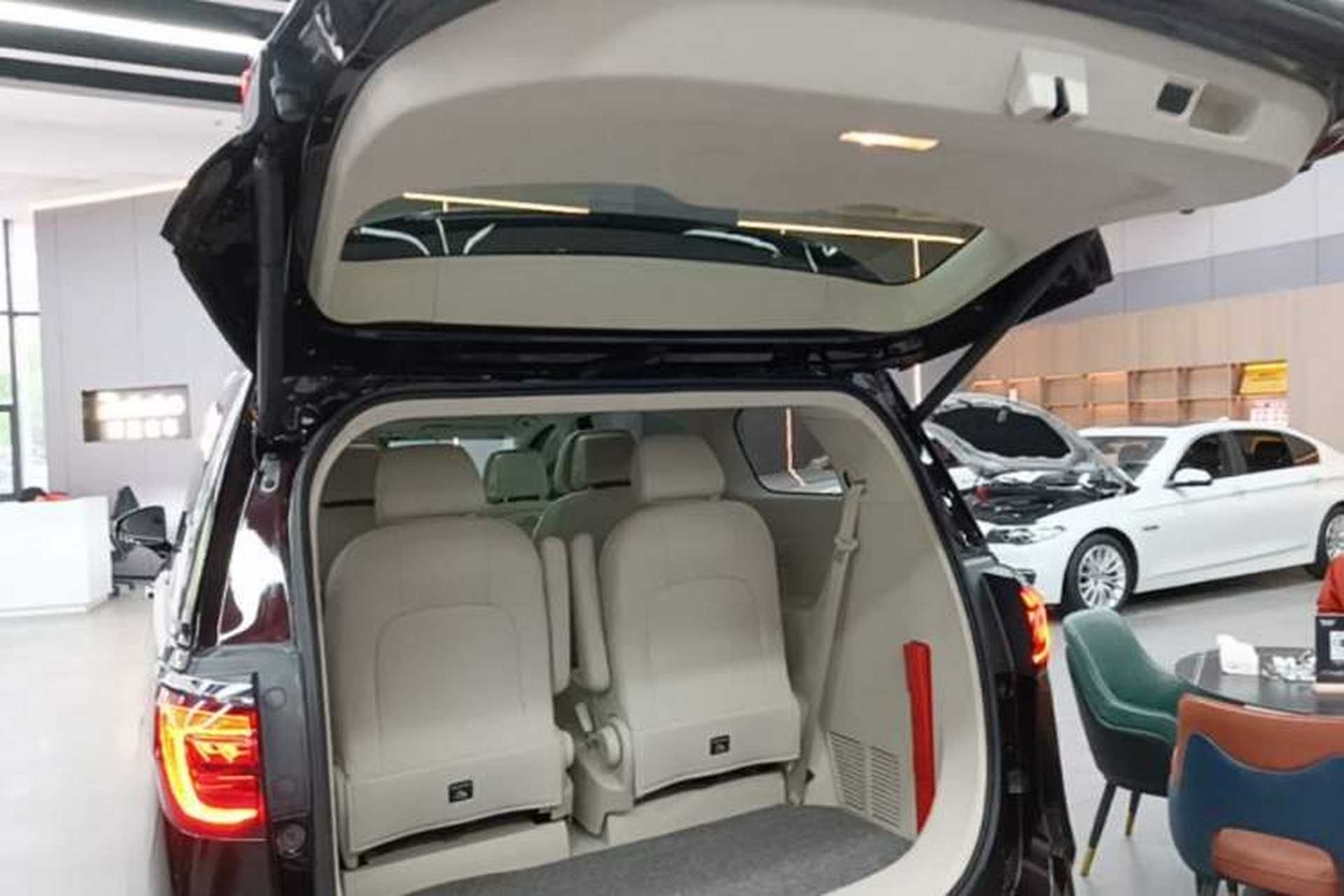 Used Buick GL8 2020 Avenir Avia Six-Seat Deluxe Edition Trunk