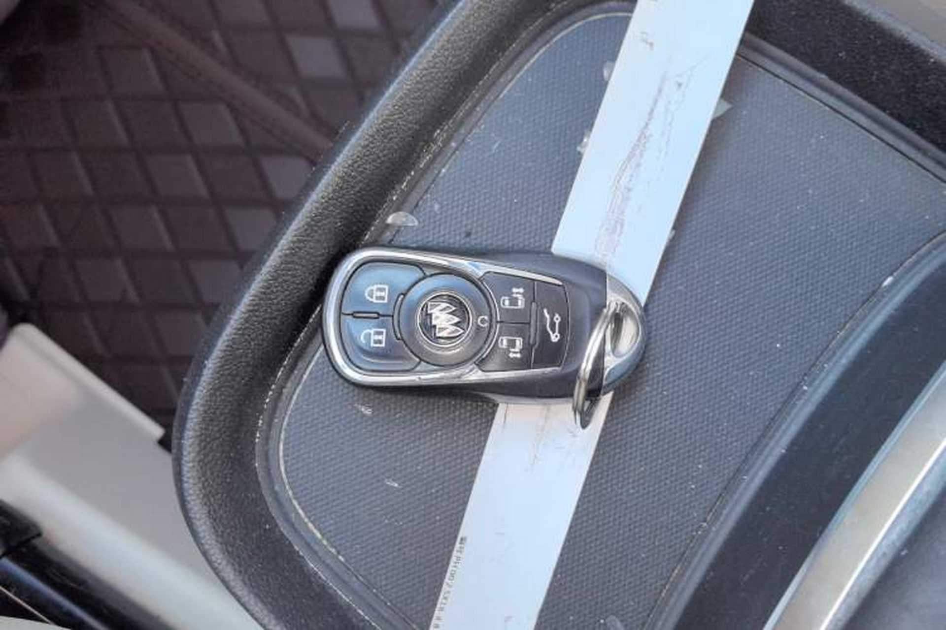 Used Buick GL8 2020 Avenir Avia Six-Seat Deluxe Edition Vehicle Key