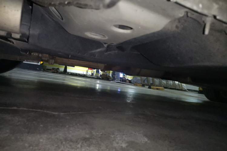 Used Buick GL8 2020 ES Land Cruiser 653T Luxury Model Chassis Front Left
