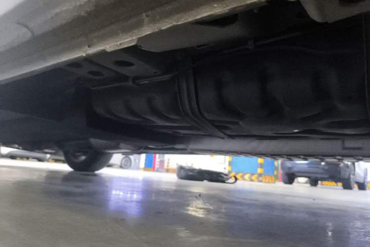 Used Buick GL8 2020 ES Land Cruiser 653T Flagship Model Chassis Rear Left