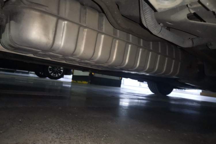 Used Buick GL8 2020 ES Land Cruiser 653T Luxury Model Chassis Rear Right