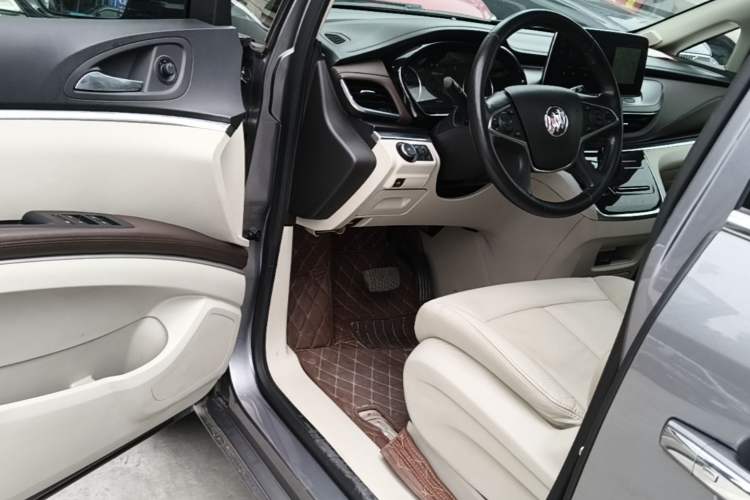 Used Buick GL8 2020 Land Business Class 652T Luxury Model Driver Seat