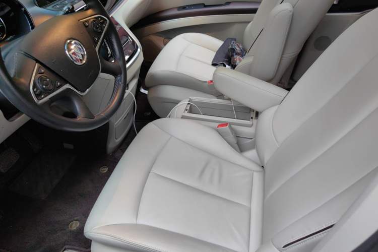 Used Buick GL8 2020 Land Business Class 652T Luxury Model Driver Seat