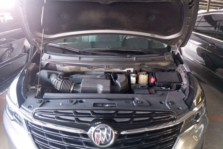 Used Buick GL8 2020 Land Cruiser Executive Class 652T Comfort Model Engine Bay