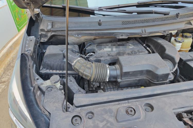 Used Buick GL8 2020 Land Business Class 652T Luxury Model Engine Bay Right