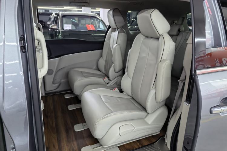 Used Buick GL8 2020 Land Business Class 652T Luxury Model Interior 3