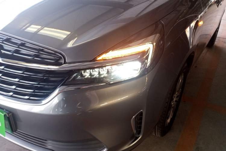 Used Buick GL8 2020 Land Cruiser Executive Class 652T Comfort Model Left Front Headlight