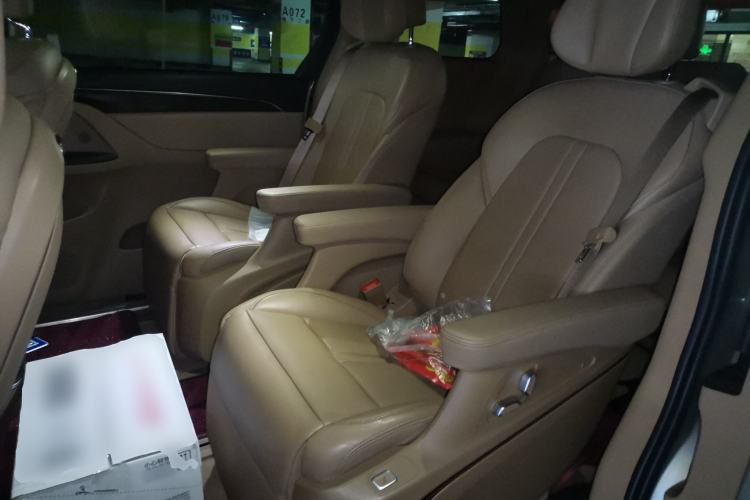 Used Buick GL8 2020 ES Land Cruiser 653T Luxury Model Left Rear Seat