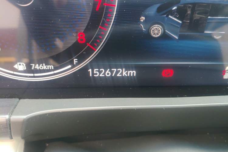 Used Buick GL8 2020 ES Land Cruiser 653T Comfort Edition Odometer Close Up
