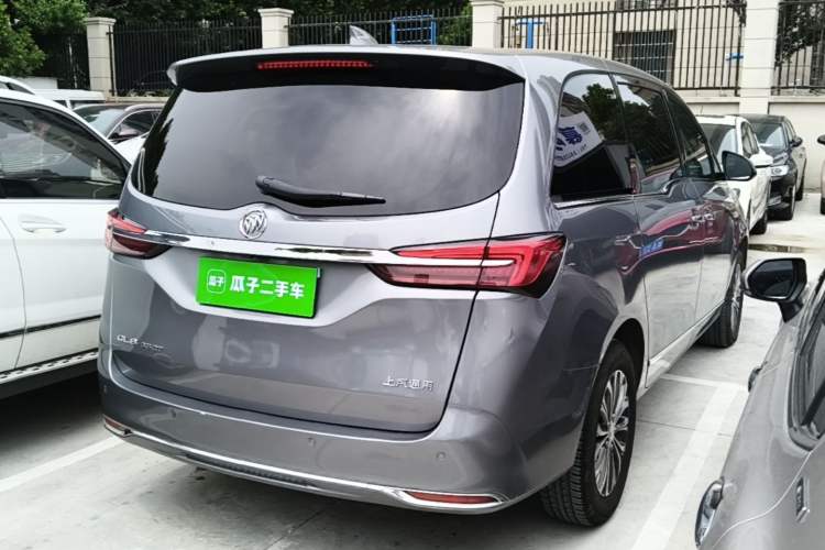 Used Buick GL8 2020 Land Business Class 652T Luxury Model Rear Right 45 Deg