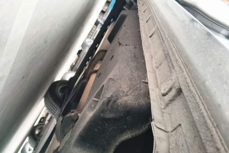Used Buick GL8 2020 Land Business Class 652T Luxury Model Right Side Sill